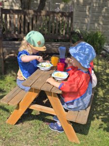 Mittagessen vorbereiten & genießen